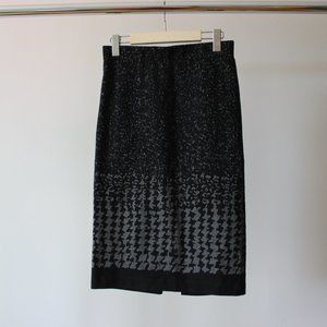 2/20$ BCIM Mid-Length Black and Gray Skirt